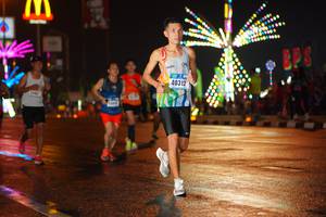 BIB: 40312
                            <button type="button" onclick="openModal(16178786)" class="btn btn-primary btn-sm float-right btn-popup" data-toggle="modal" data-target=".modal-high-quality">
                        <i class="fas fa-shopping-cart"></i> Add to Cart
                    </button>
                                            <button type="button" onclick="isThisMe(16178786, true)" class="btn btn-success btn-sm float-right btn-popup btn-isme hidden" data-toggle="tooltip" data-placement="bottom" title="นี่คือรูปของคุณใช่ไหม คลิกที่นี่เพื่อเอาเข้าอัลบั้ม">
                        <i class="fas fa-plus"></i> Add to album
                    </button>
                    <button type="button" onclick="isThisMe(16178786, false)" class="btn btn-warning btn-sm float-right btn-popup btn-isnotme hidden">
                        <i class="fas fa-ban"></i> Remove from album
                    </button>